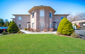 Homes for sale in Cromwell, CT | 900 Corporate Row #B, Cromwell, CT 06416 | MLS# 24087588