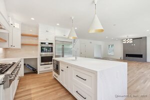 Homes for sale in New Fairfield, CT | 19 A Madeline Dr, New Fairfield, CT 06812 | MLS# 24086155