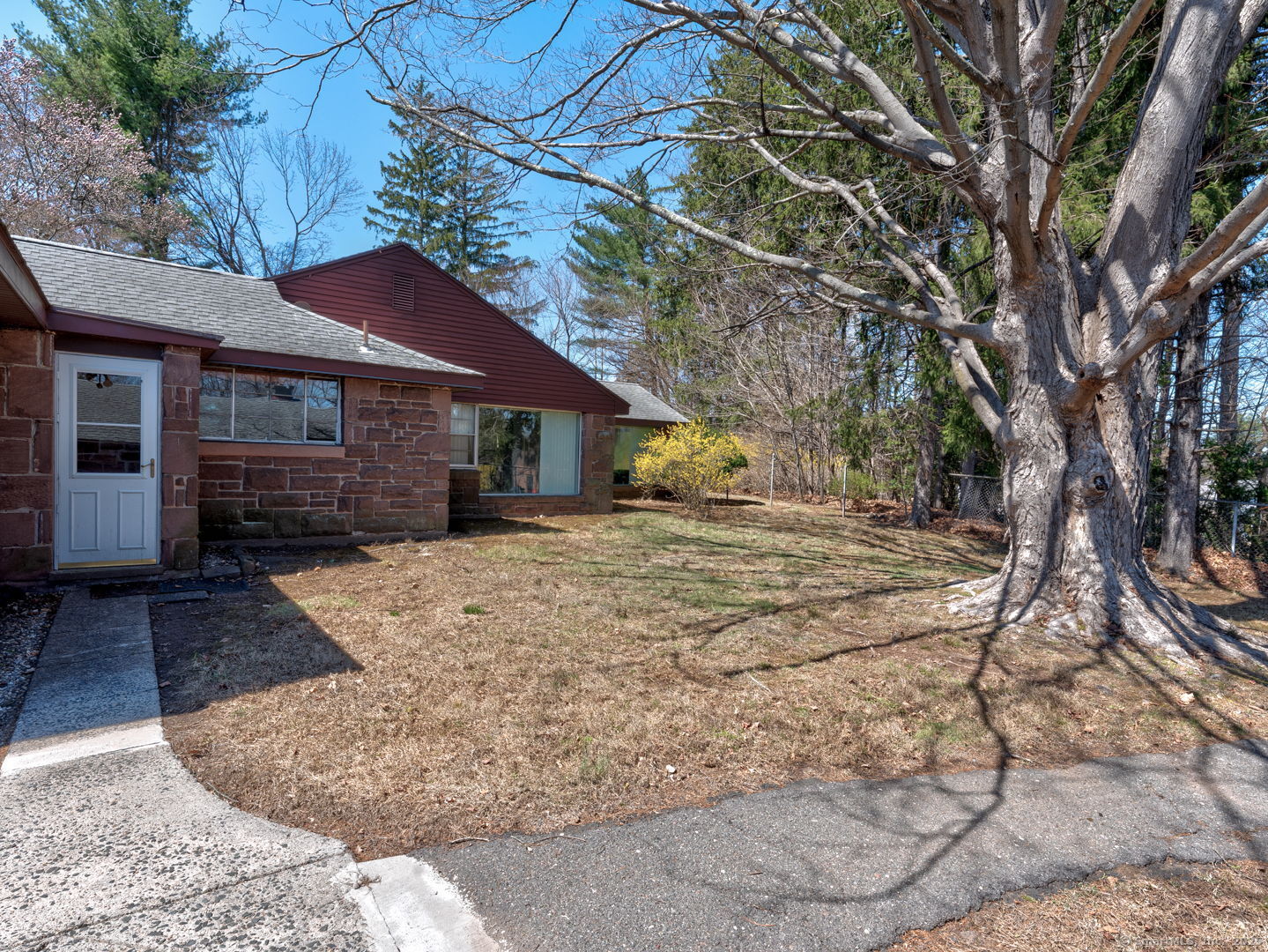 111 Simms, Berlin, 06037, 4 Bedrooms Bedrooms, ,3 BathroomsBathrooms,Single Family For Sale,For Sale,Simms,24087644