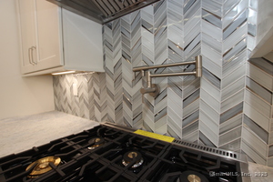 Homes for sale in New Fairfield, CT | 19 B Madeline Dr, New Fairfield, CT 06812 | MLS# 24087331