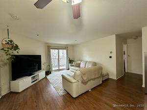 104 North Street, Unit APT 204
