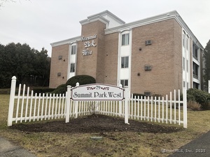 Homes for sale in Danbury, CT | 79 206 Park Ave #206, Danbury, CT 06810 | MLS# 24087773