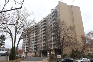 Homes for sale in Hartford, CT | 30 Woodland St #5B, Hartford, CT 06105 | MLS# 24087898