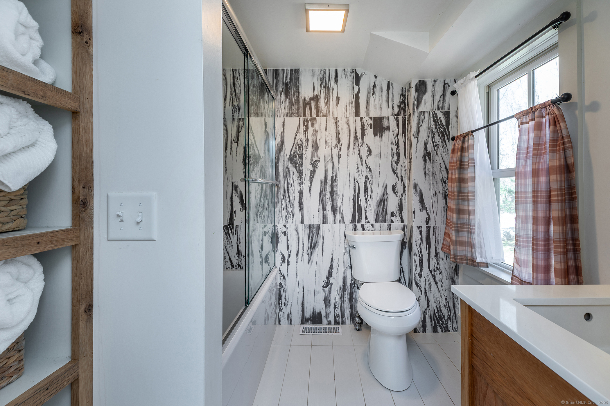 119 Town Hill, Warren, Connecticut 06754