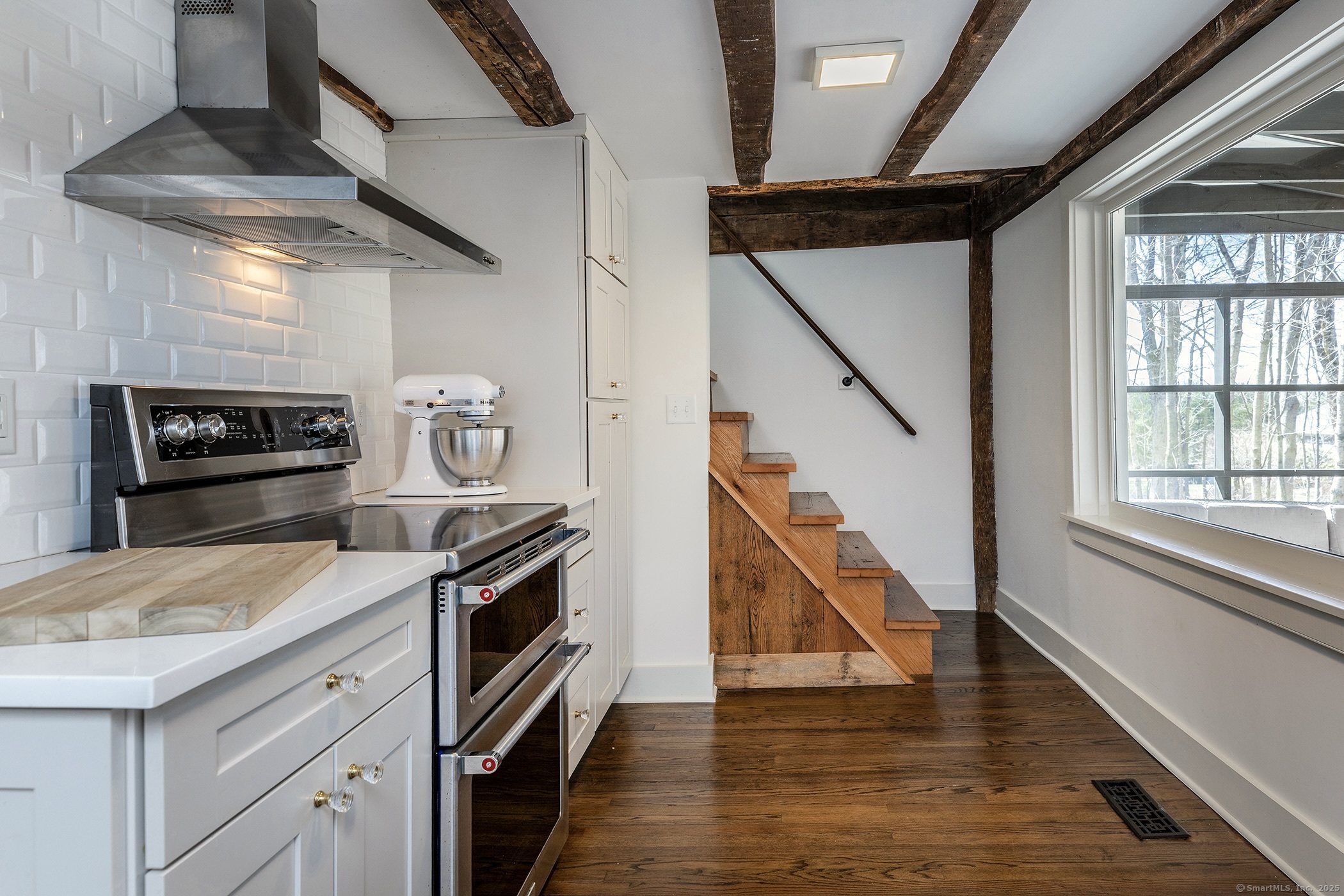 119 Town Hill, Warren, Connecticut 06754
