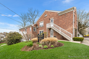208 Park Street, Unit APT 21