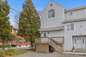 158 Seaside Avenue, Unit Apt B