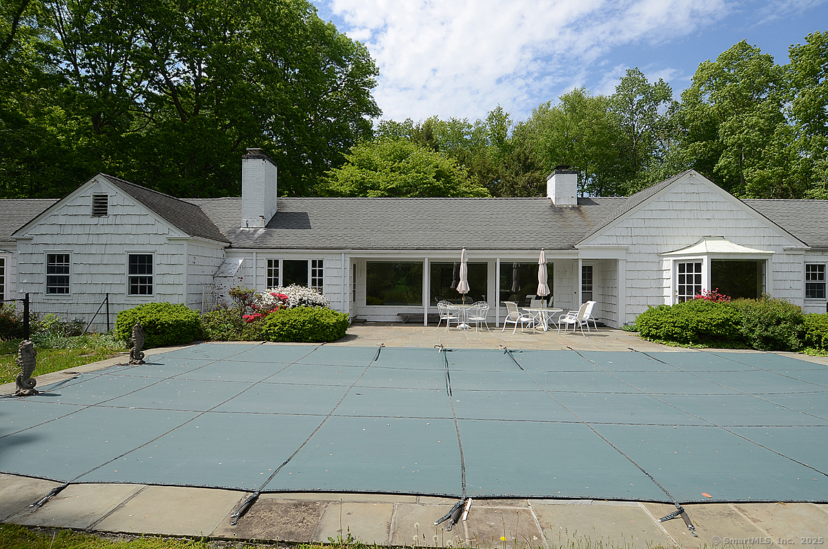 27 Rippowam, New Canaan, Connecticut 06840