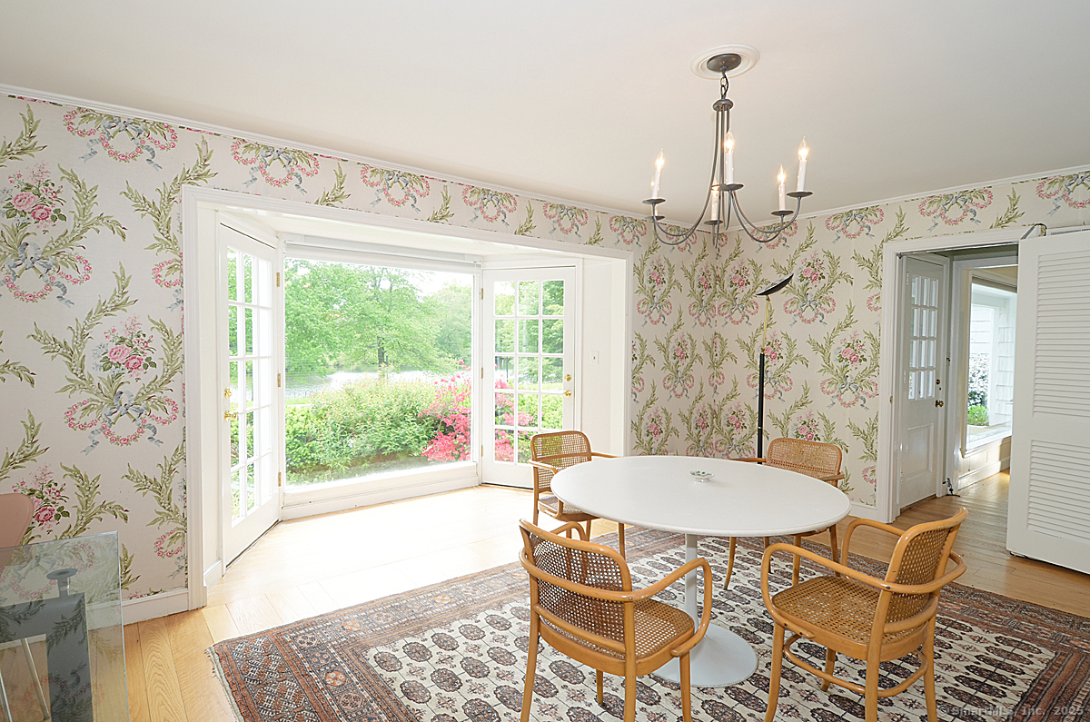 27 Rippowam, New Canaan, Connecticut 06840