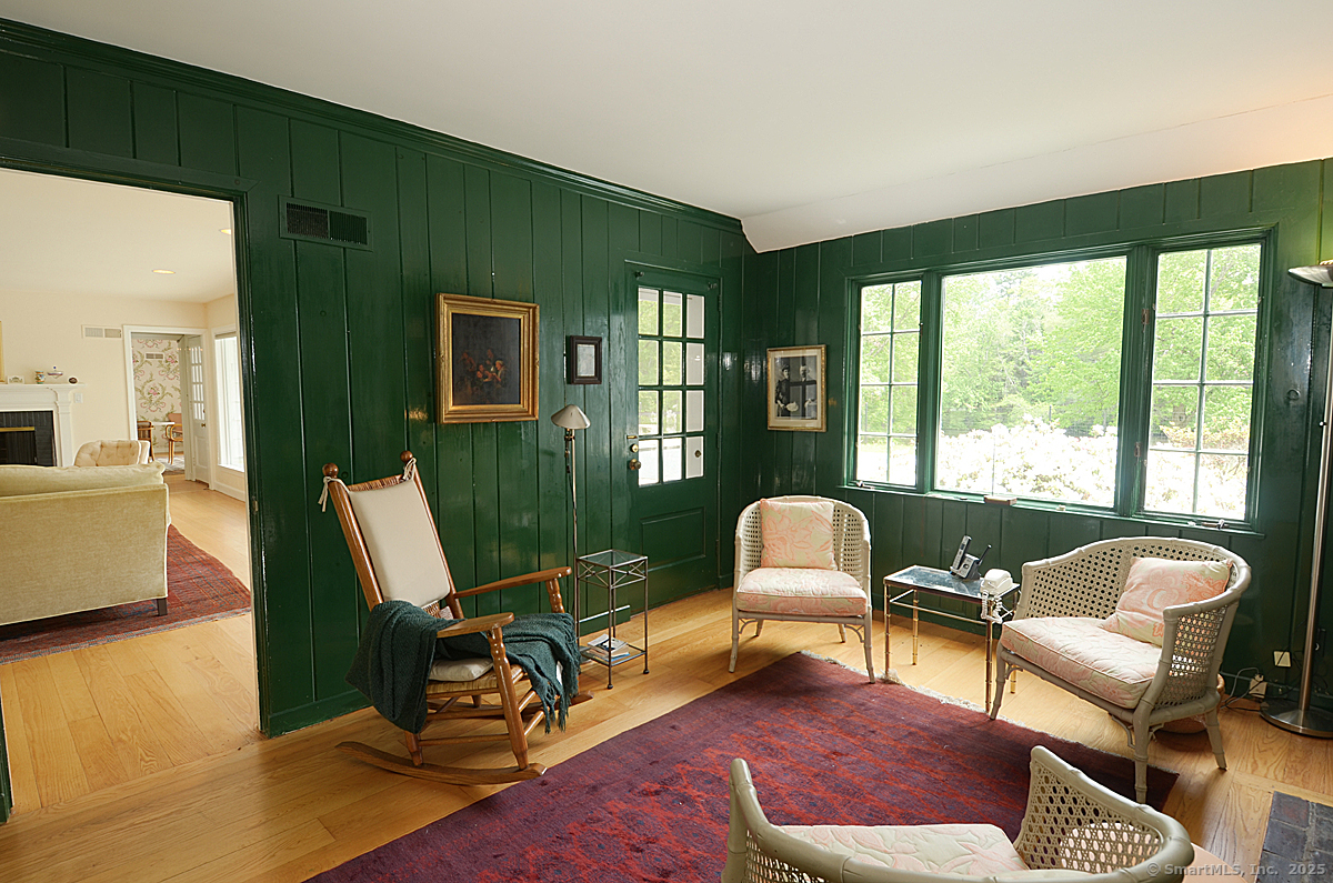27 Rippowam, New Canaan, Connecticut 06840