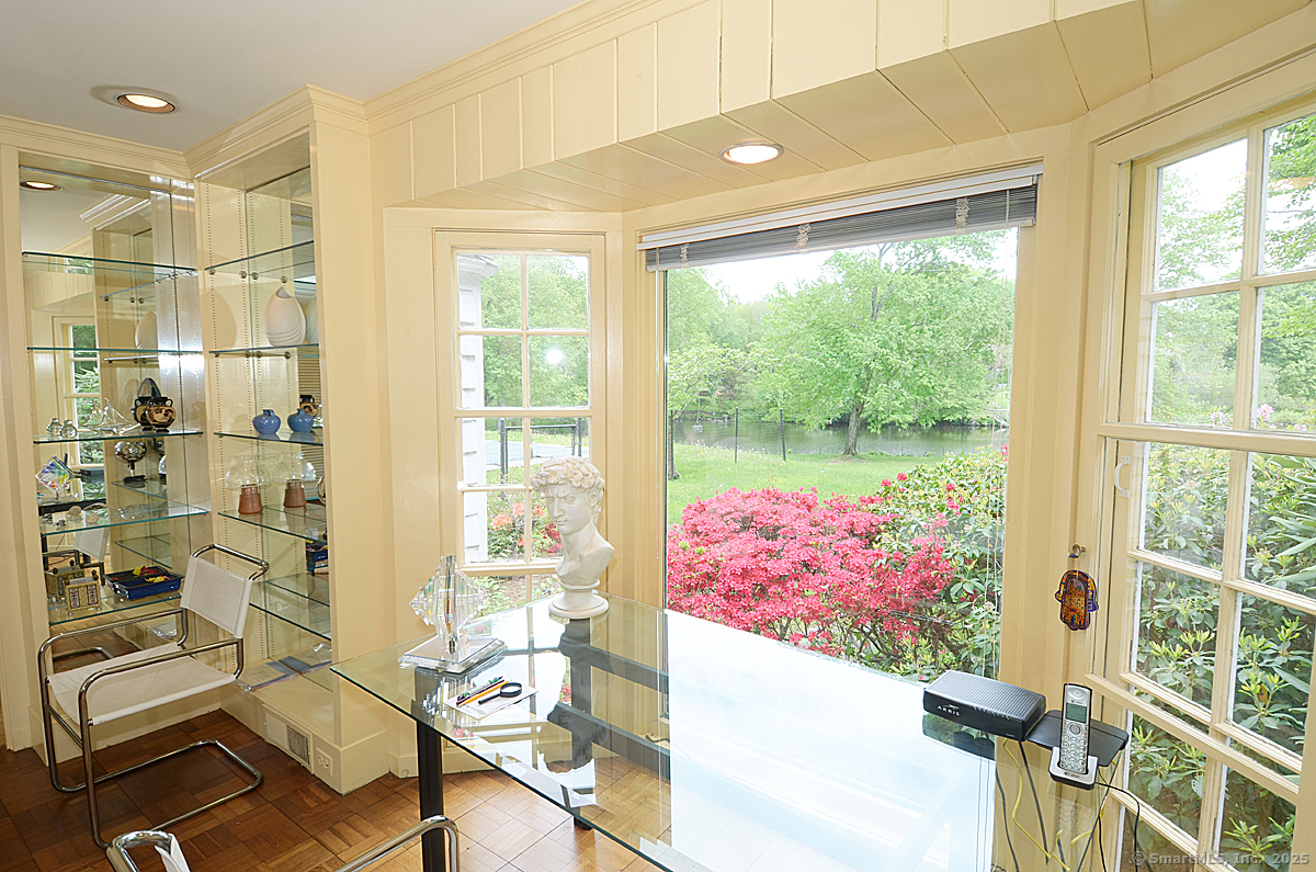 27 Rippowam, New Canaan, Connecticut 06840