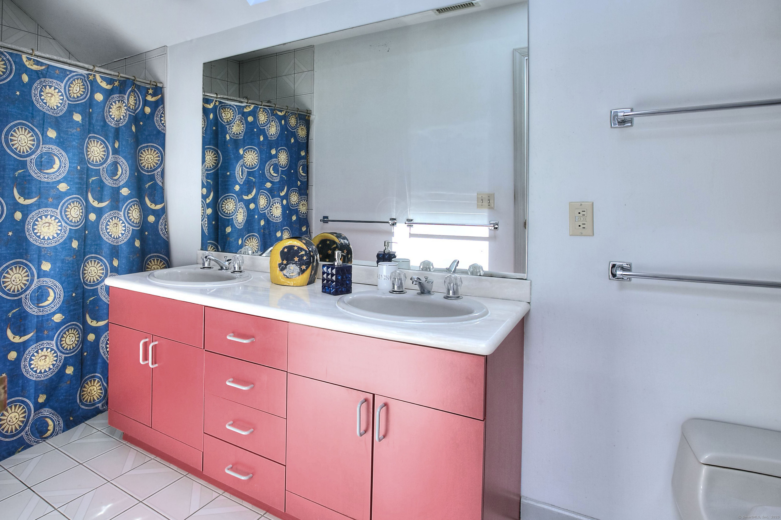 28 Old Orchard, Weston, Connecticut 06883