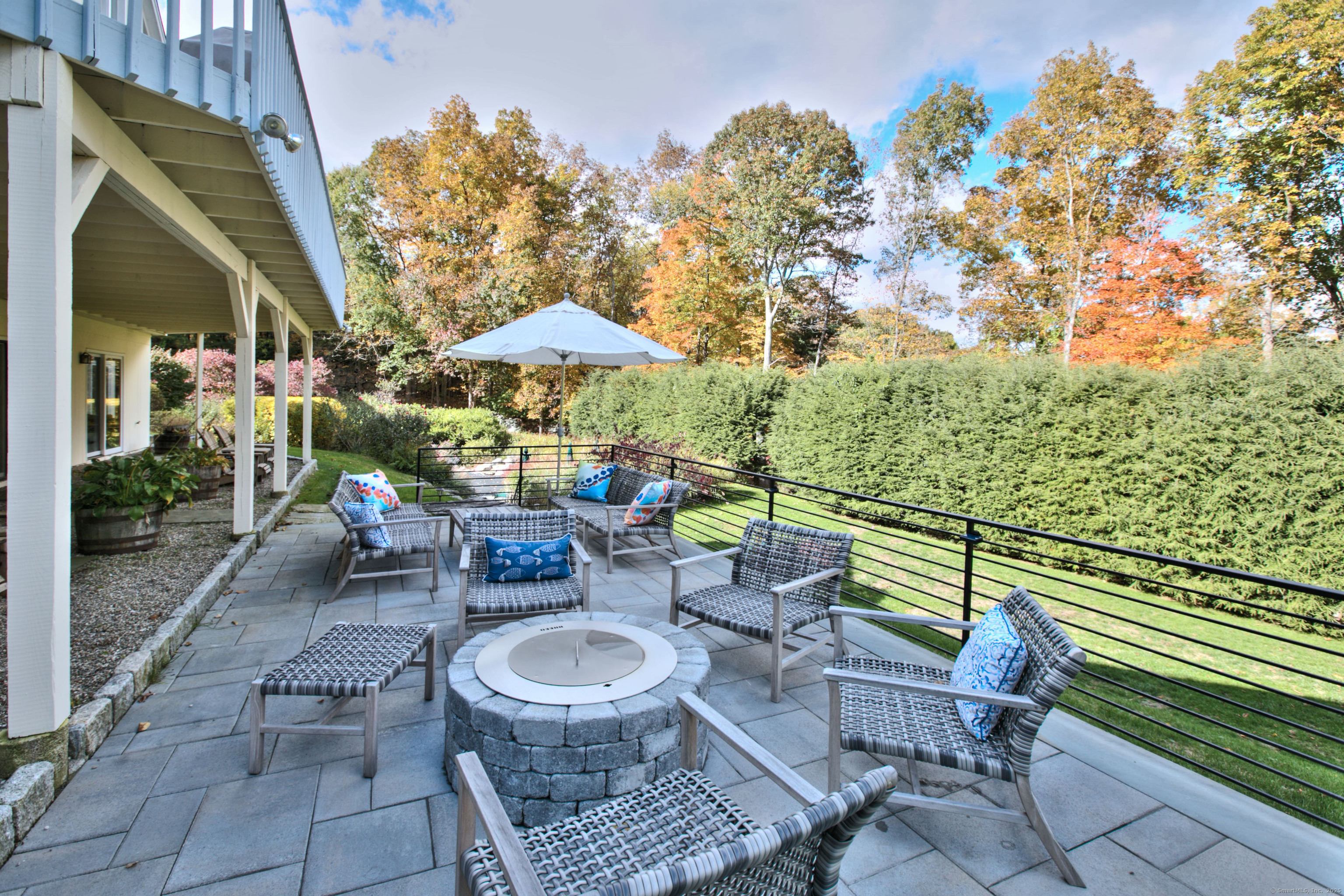 28 Old Orchard, Weston, Connecticut 06883