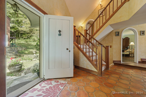 Homes for sale in Redding, CT | 56 Cross Hwy, Redding, CT 06896 | MLS# 24088283