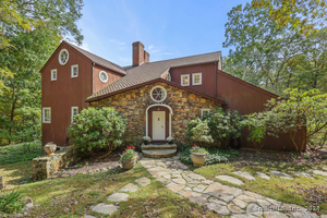 Homes for sale in Redding, CT | 56 Cross Hwy, Redding, CT 06896 | MLS# 24088283