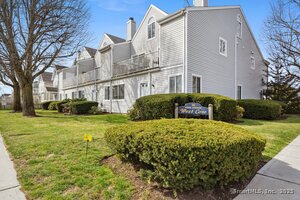 16 Cove Avenue, Unit APT 1B