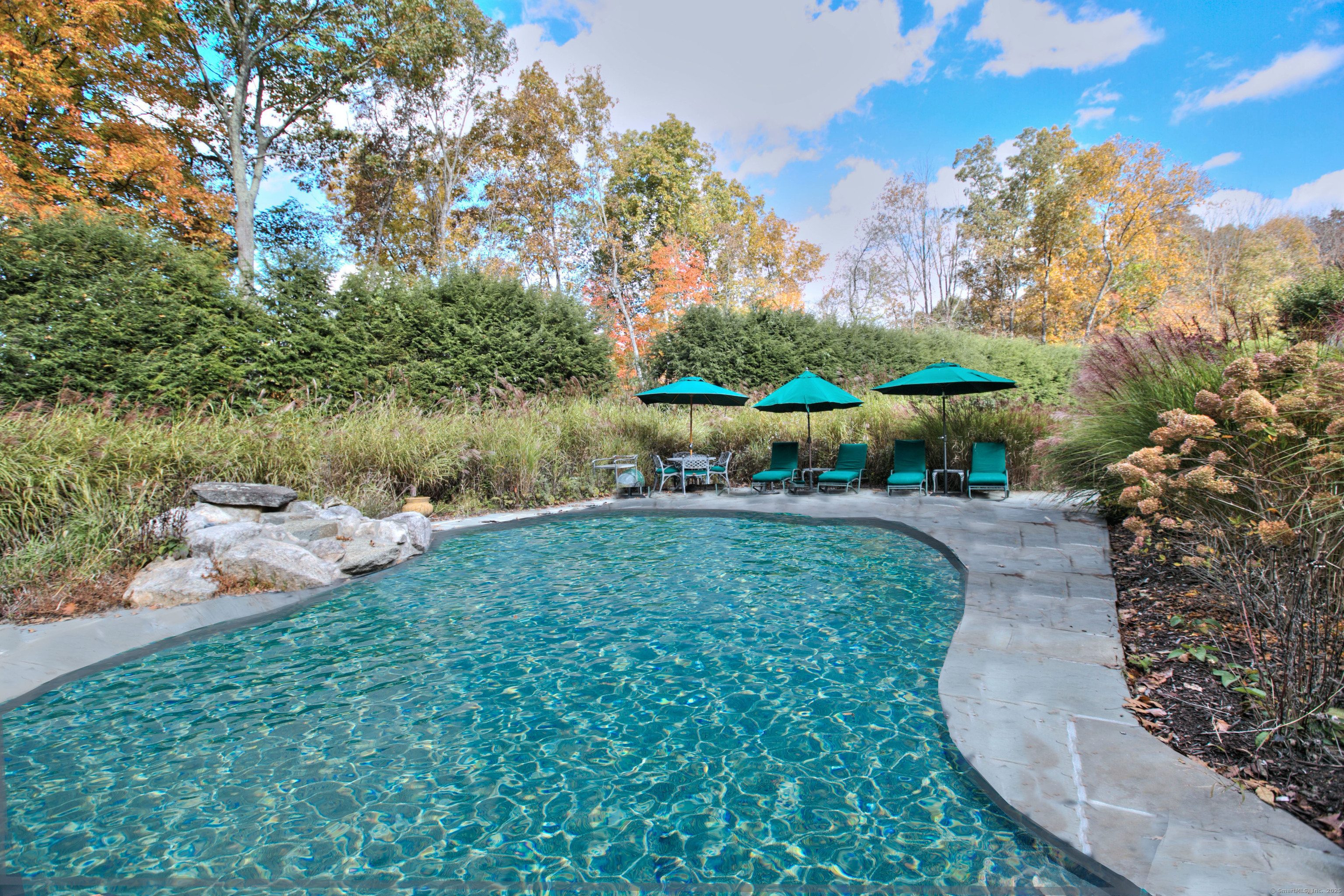 28 Old Orchard, Weston, Connecticut 06883