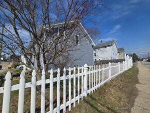 Homes for sale in Stonington, CT | 1 Palmer St, Stonington, CT 06379 | MLS# 24088453