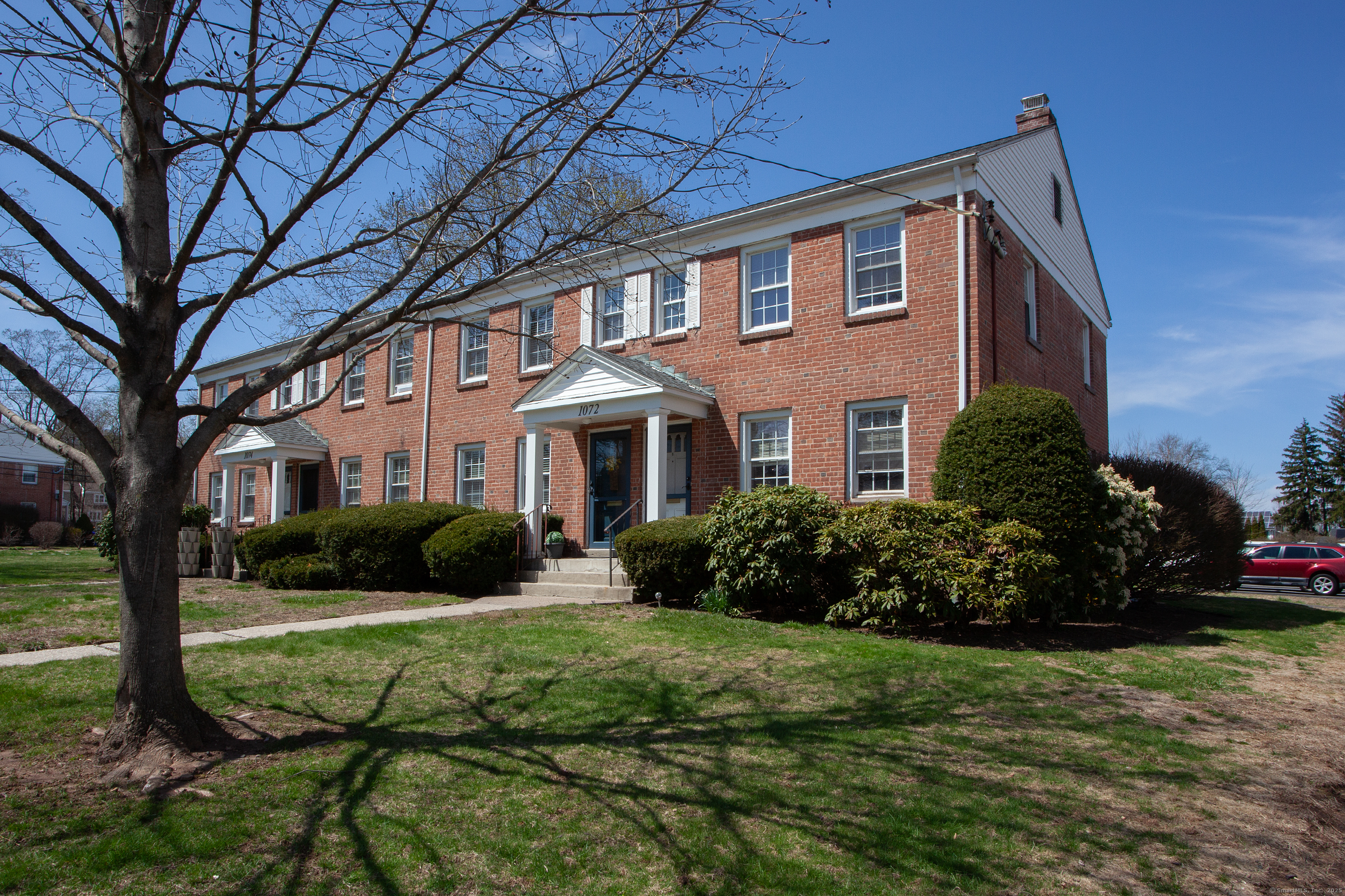 1072A Farmington Avenue West Hartford CT