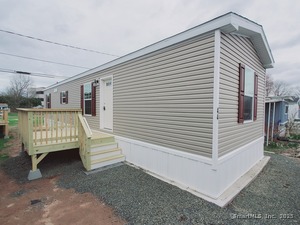 Homes for sale in Branford, CT | 525 E Main St #44, Branford, CT 06405 | MLS# 24088880