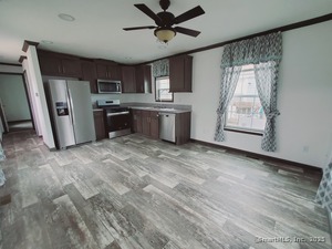 Homes for sale in Branford, CT | 525 E Main St #8, Branford, CT 06405 | MLS# 24088882