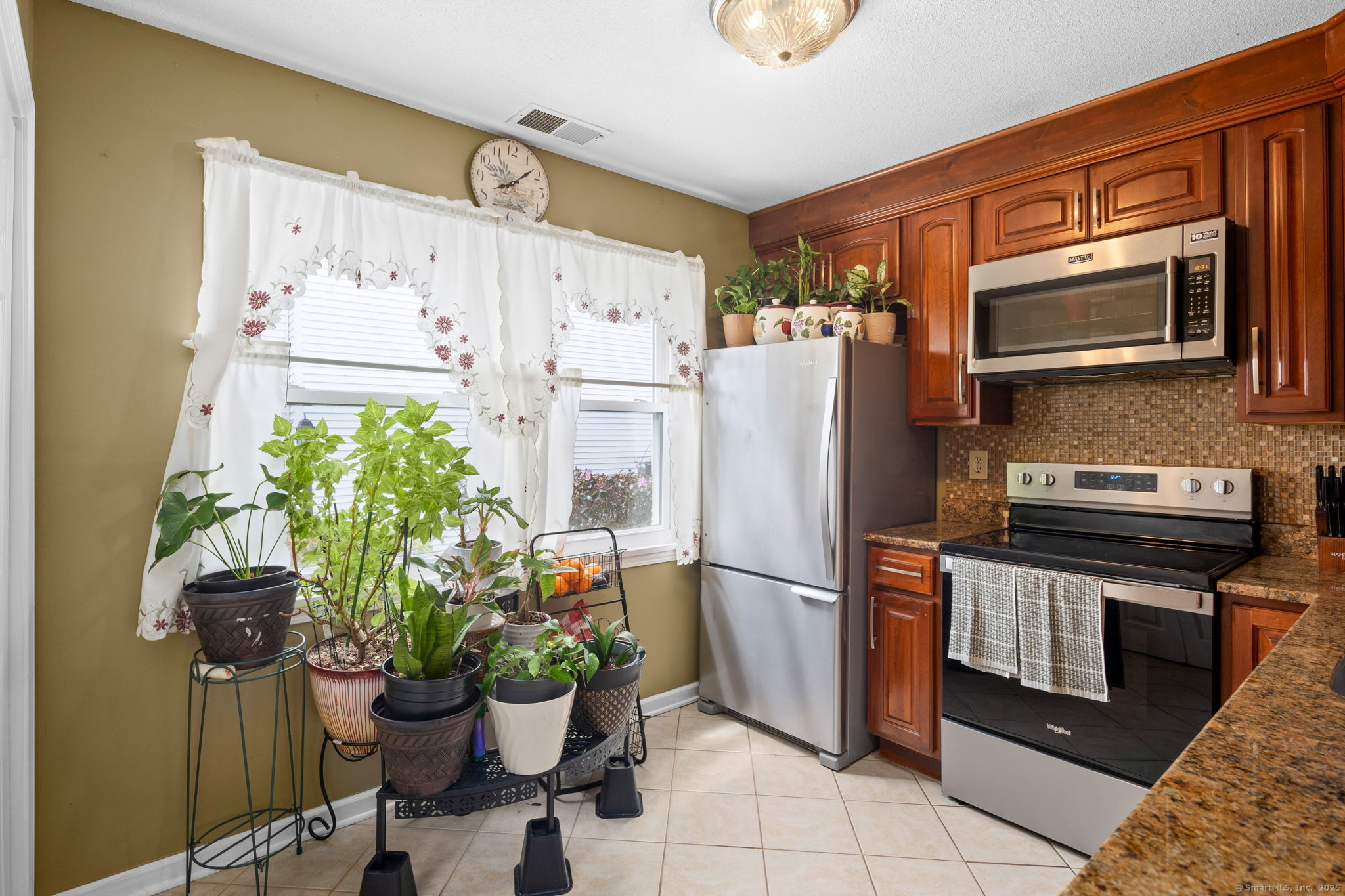 25 Padanaram, Danbury, Connecticut 06811