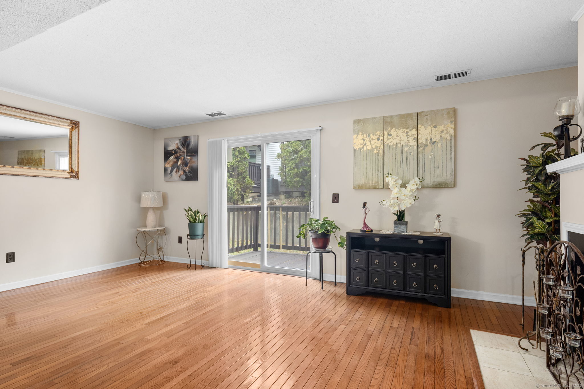 25 Padanaram, Danbury, Connecticut 06811