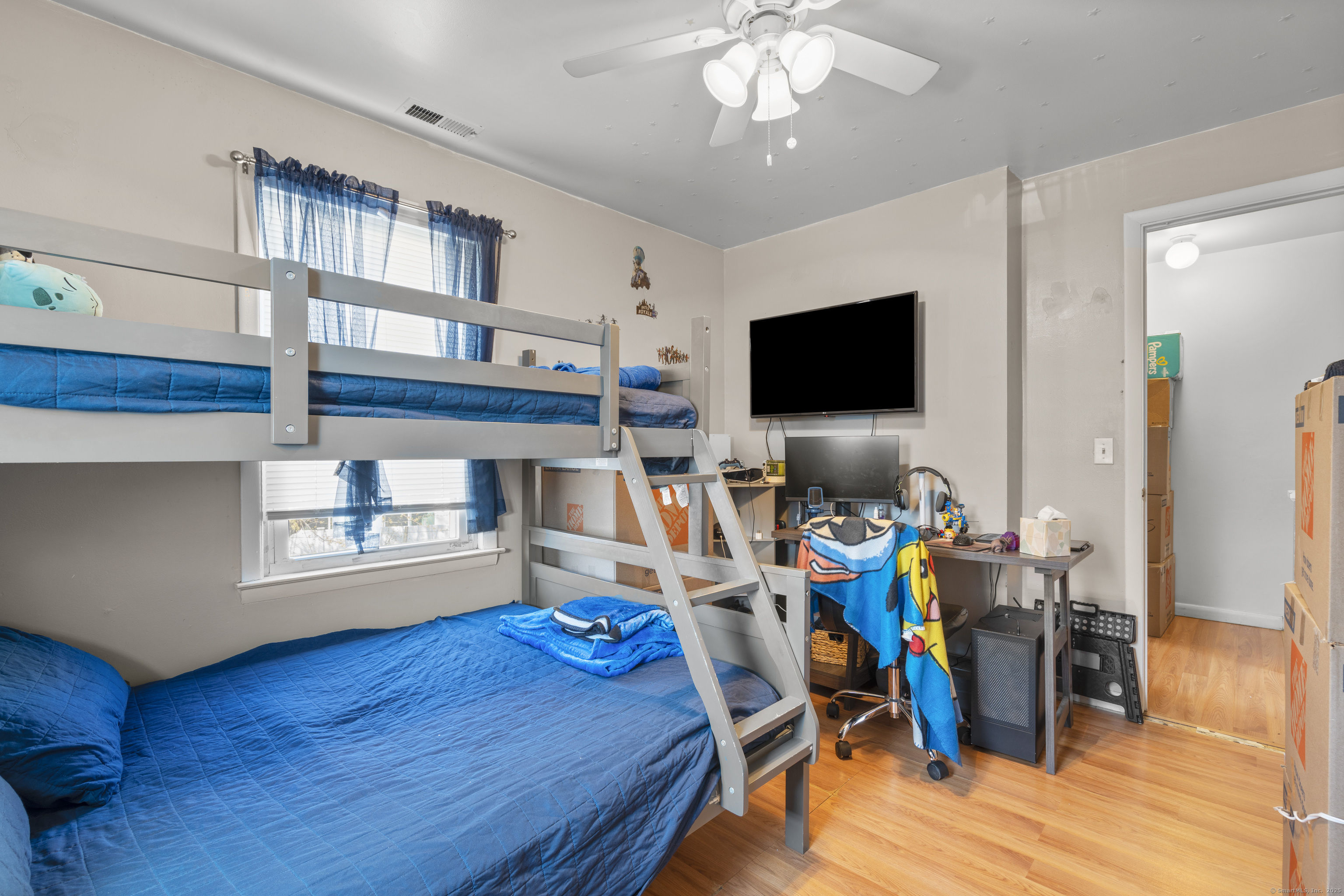 35 Sherman Park, Bridgeport, Connecticut 06608