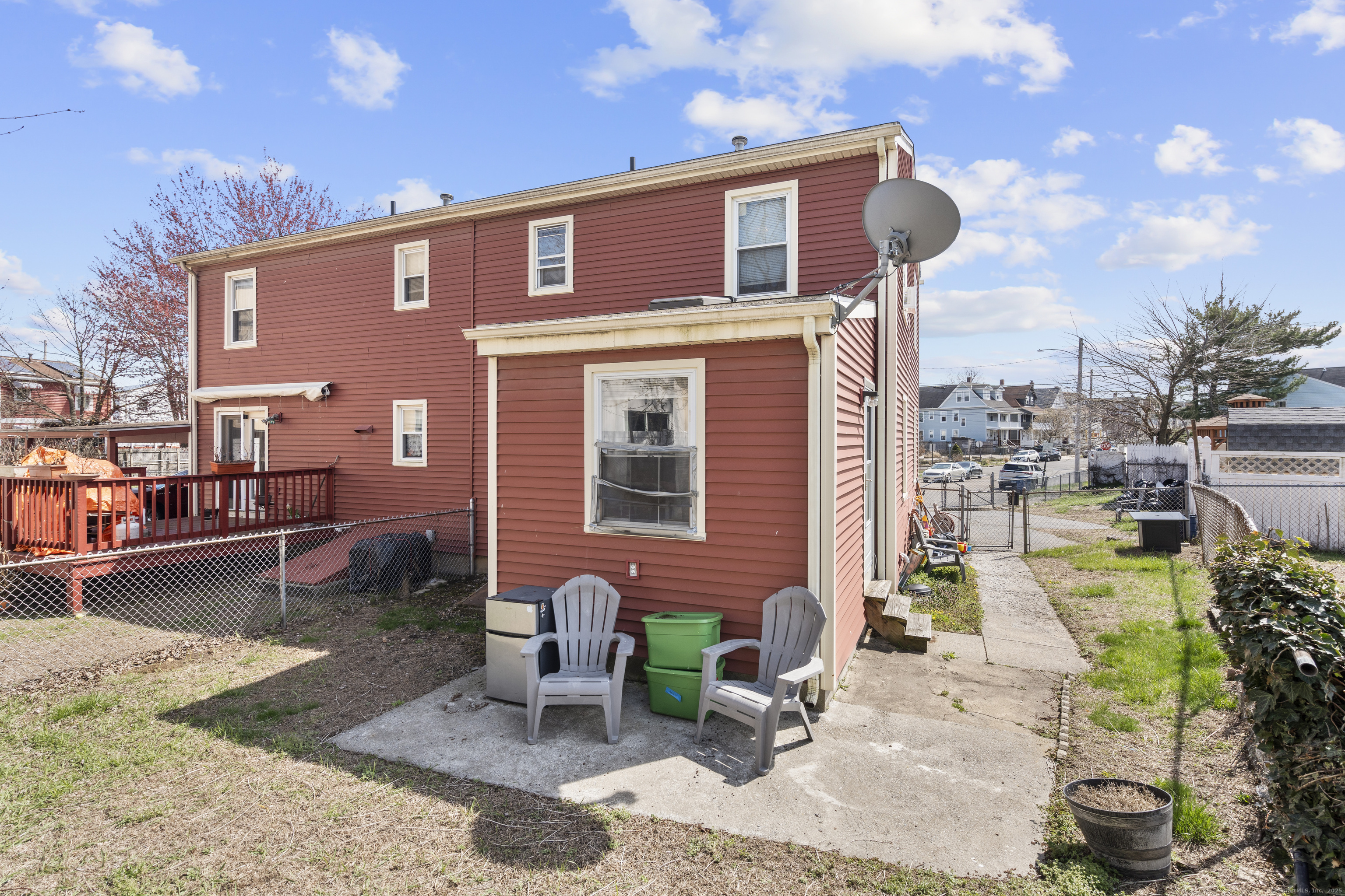35 Sherman Park, Bridgeport, Connecticut 06608