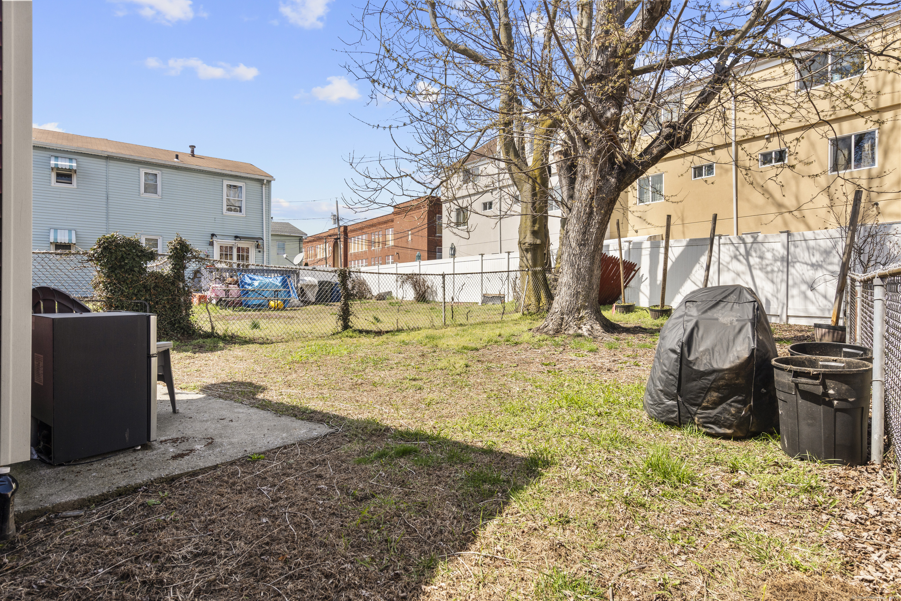 35 Sherman Park, Bridgeport, Connecticut 06608