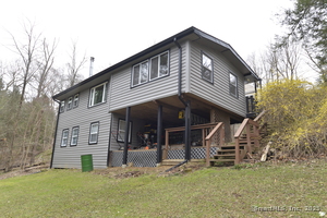 Homes for sale in Newtown, CT | 69 Engleside Ter, Newtown, CT 06482 | MLS# 24088924