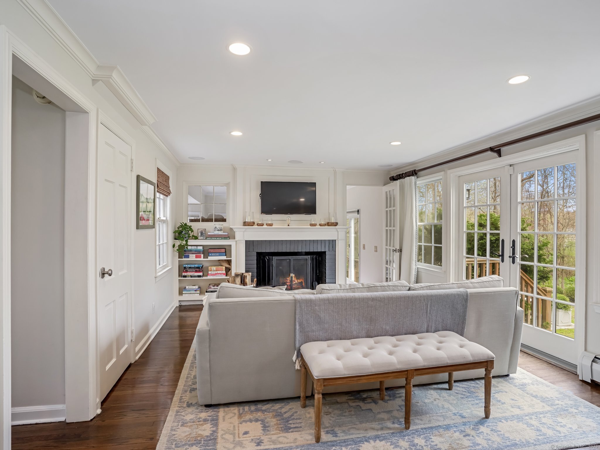 221 Old Kings, Darien, Connecticut 06820