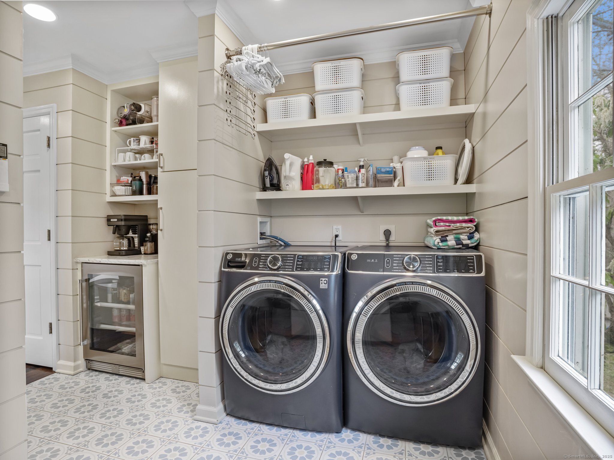 221 Old Kings, Darien, Connecticut 06820