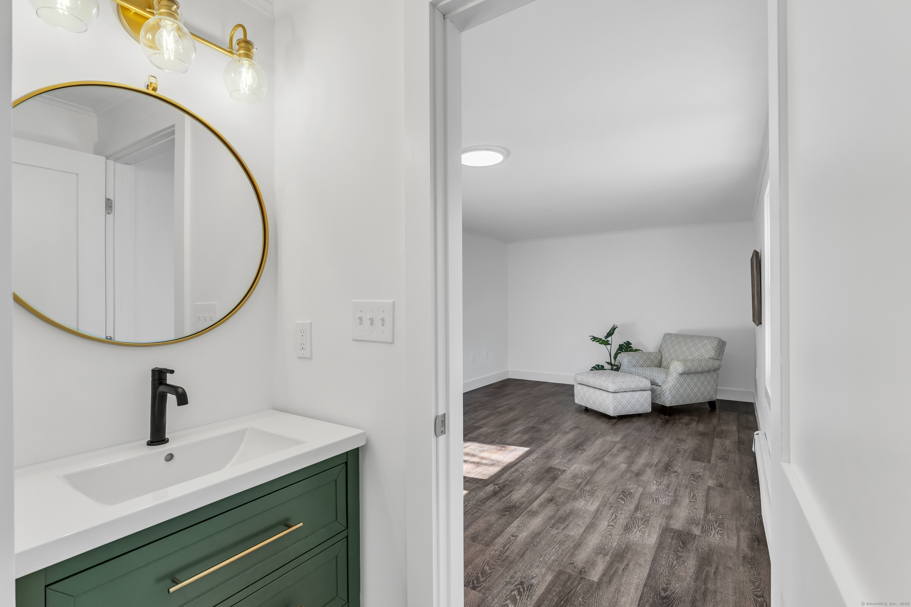 55 Woodland, Madison, Connecticut 06443