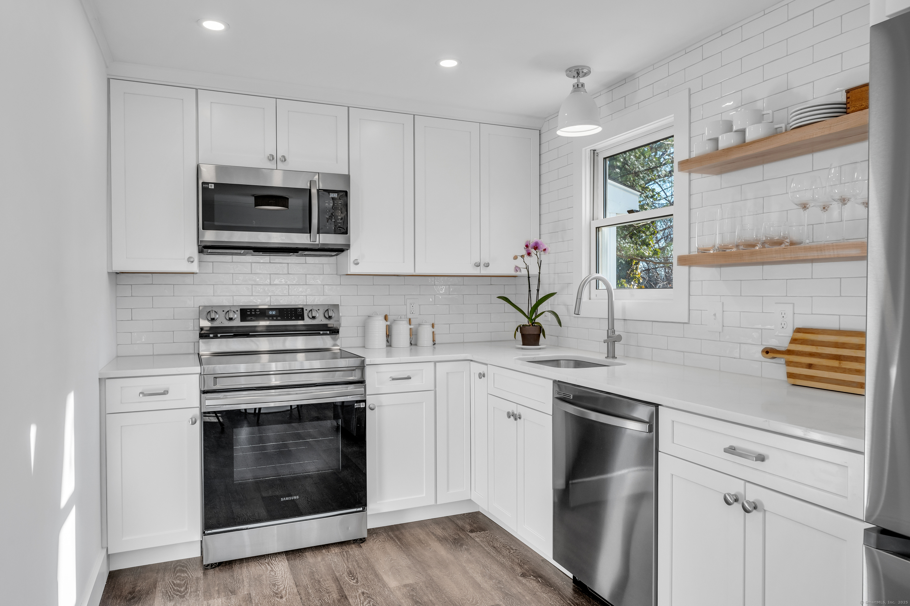 55 Woodland, Madison, Connecticut 06443