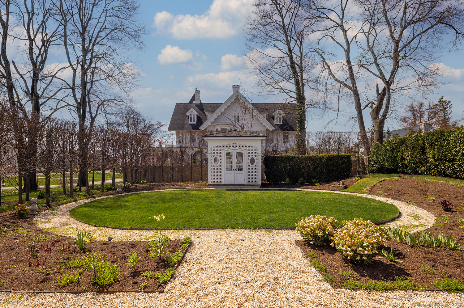 142 Main, Fairfield, Connecticut 06890