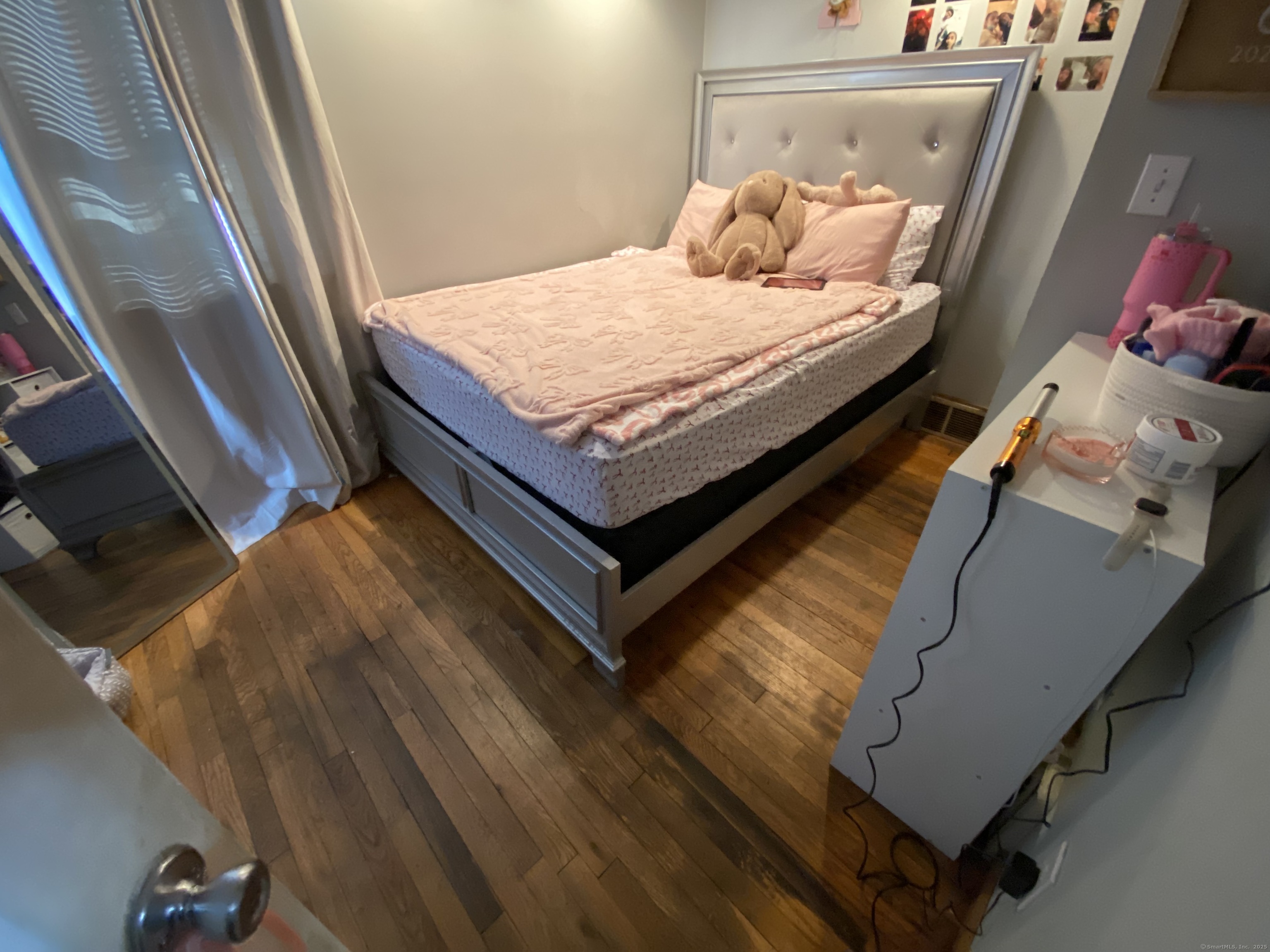 545 Burnsford, Bridgeport, Connecticut 06606