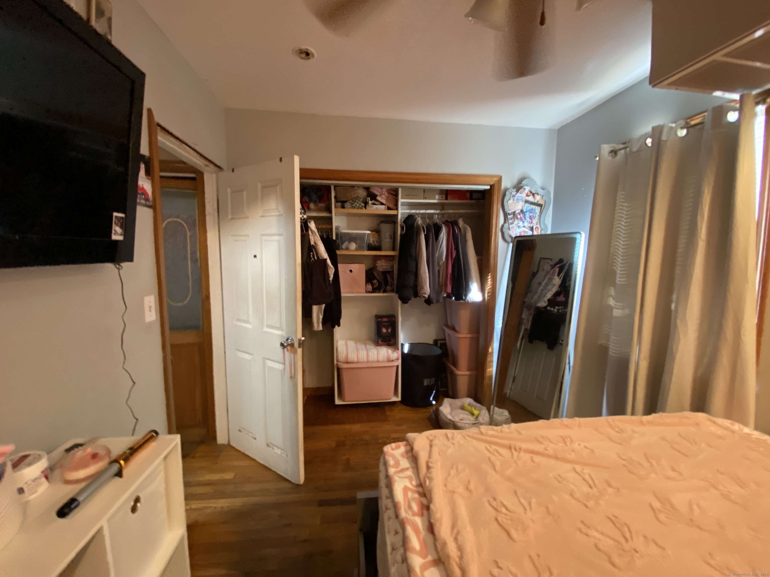545 Burnsford, Bridgeport, Connecticut 06606