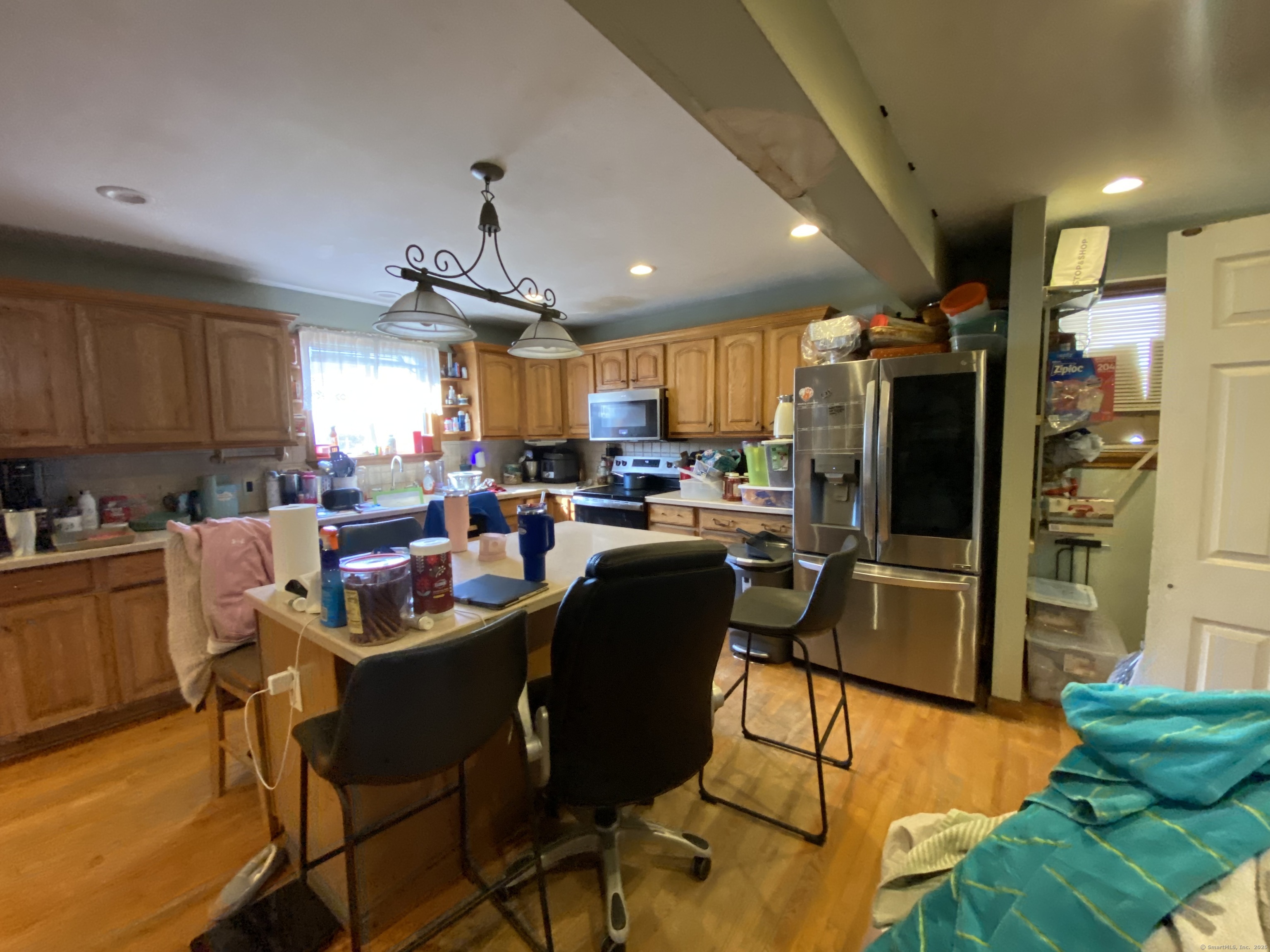 545 Burnsford, Bridgeport, Connecticut 06606
