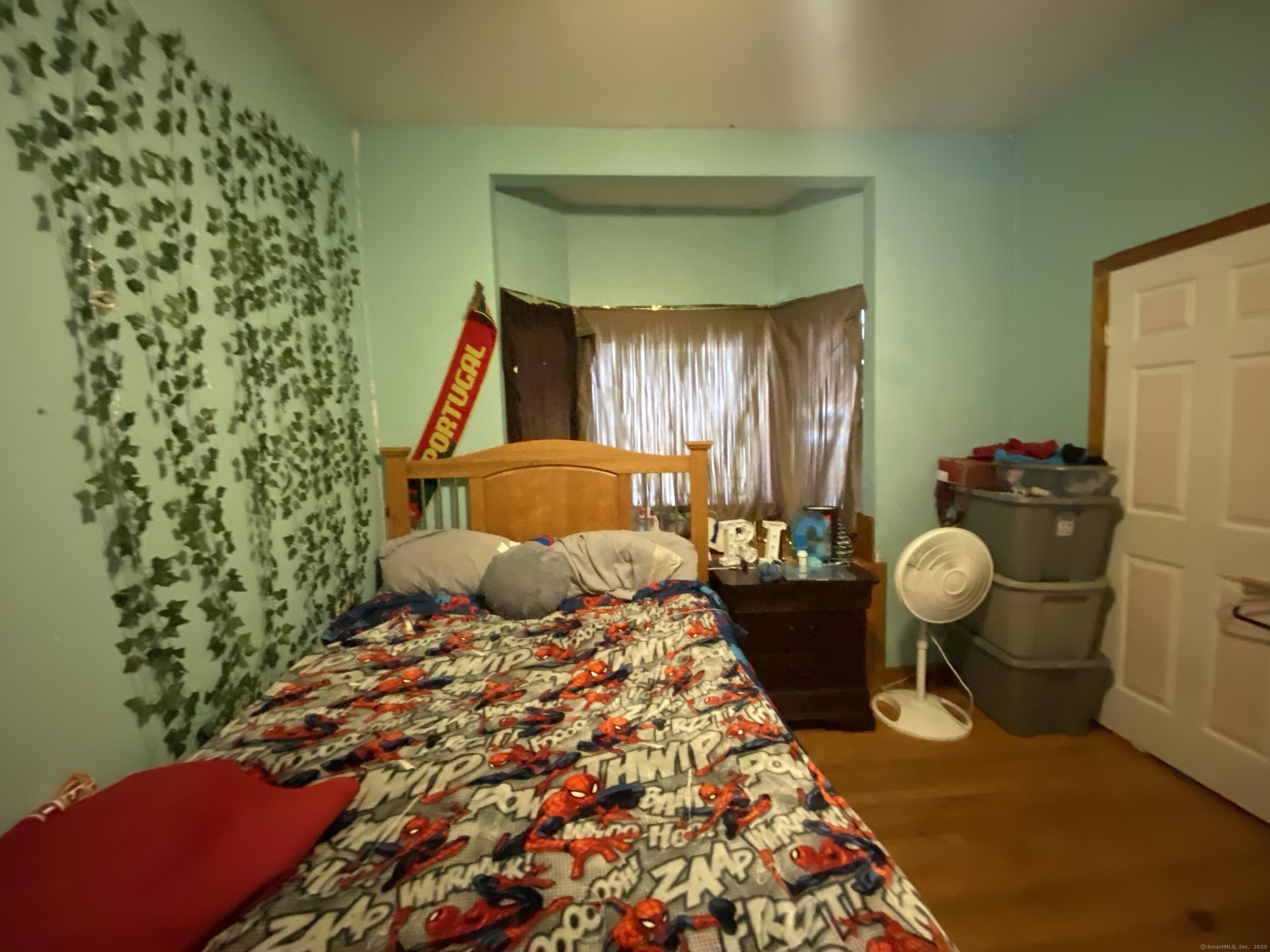 545 Burnsford, Bridgeport, Connecticut 06606
