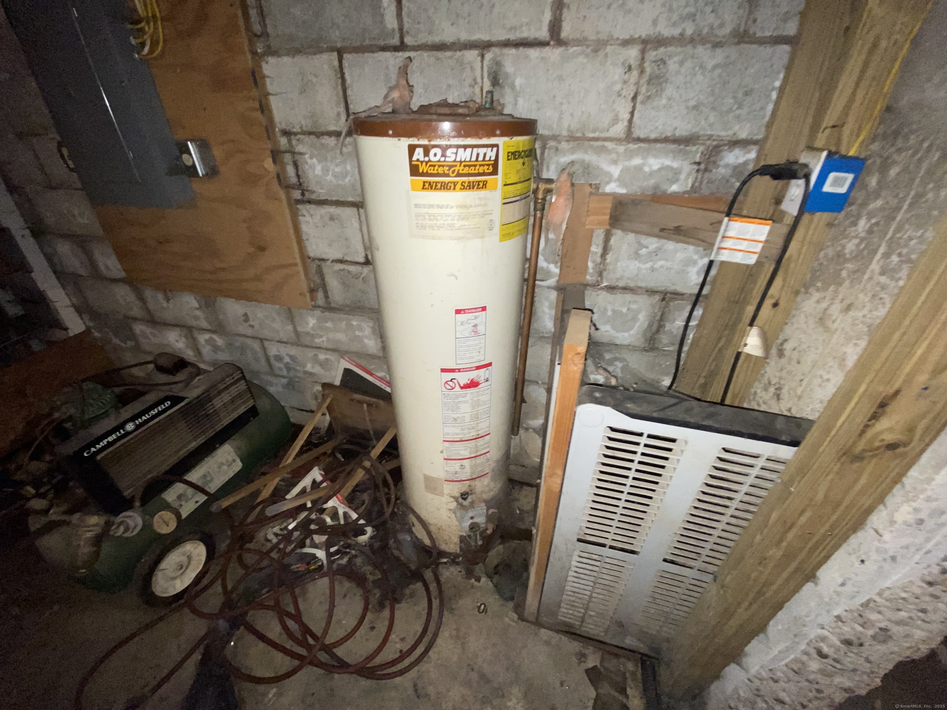 545 Burnsford, Bridgeport, Connecticut 06606