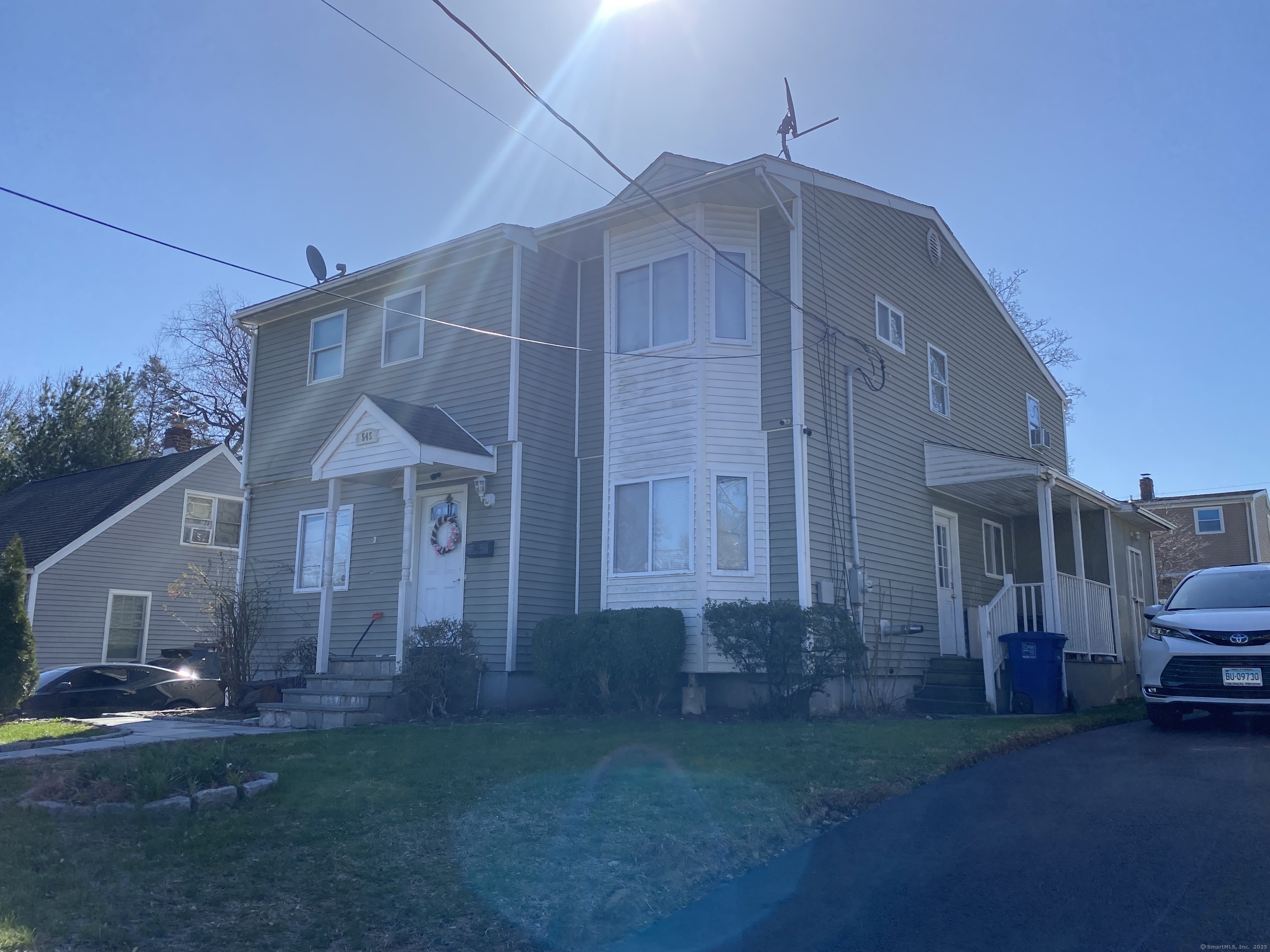545 Burnsford, Bridgeport, Connecticut 06606
