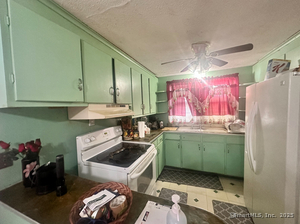 Homes for sale in Bloomfield, CT | 18 Walsh St, Bloomfield, CT 06002 | MLS# 24084399