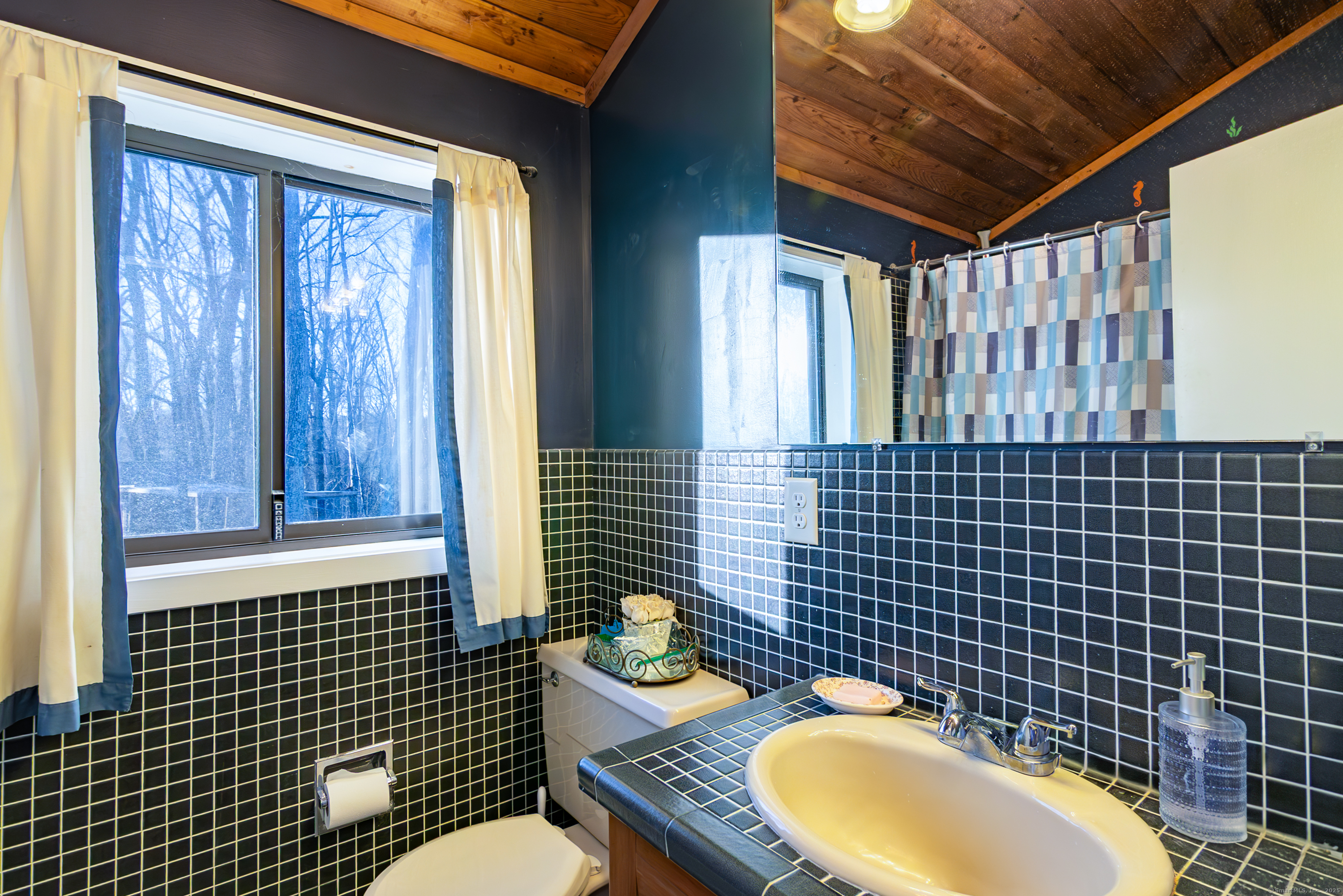 259 Weatherly, Guilford, Connecticut 06437