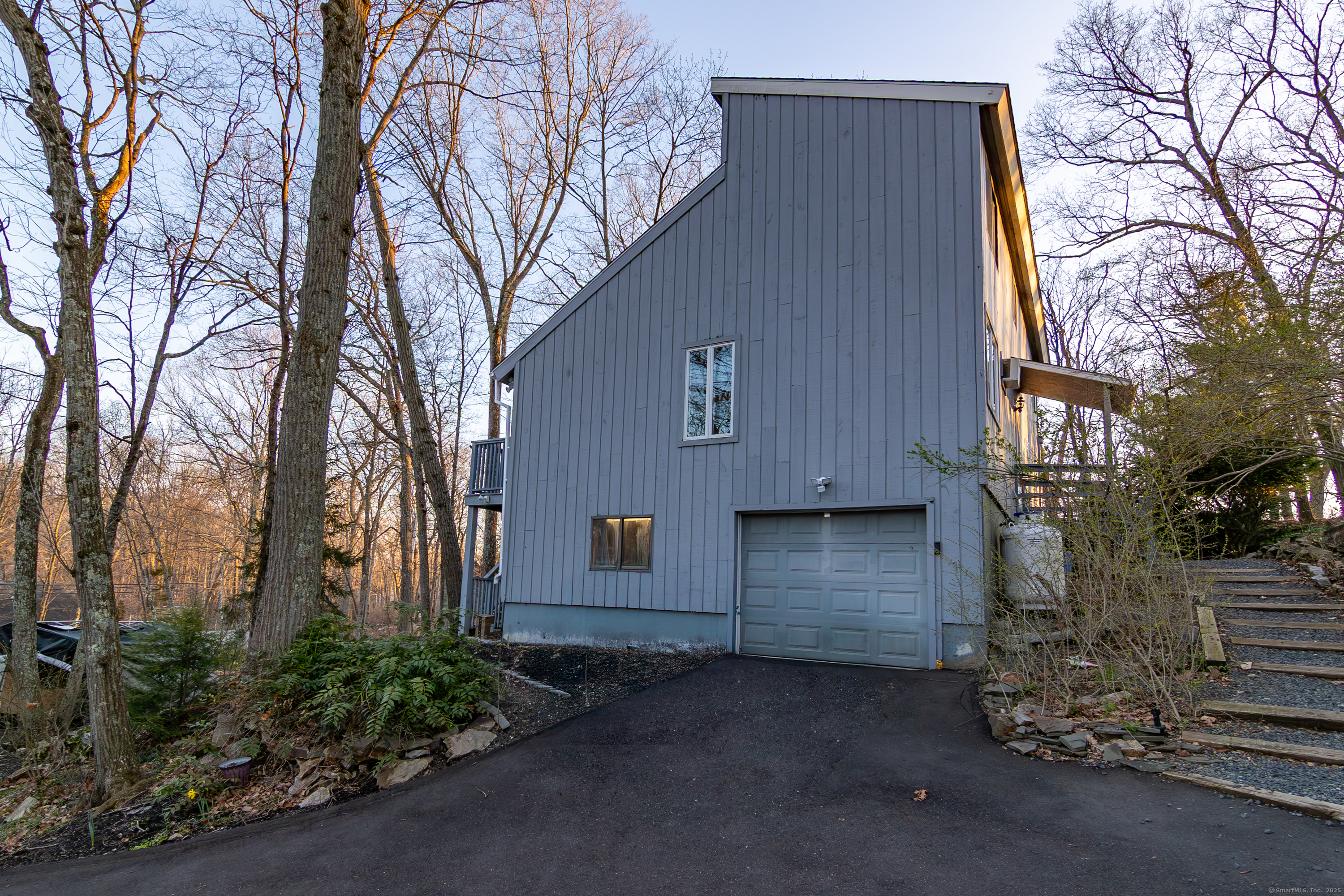 259 Weatherly, Guilford, Connecticut 06437
