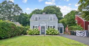 26 Woodbury Avenue