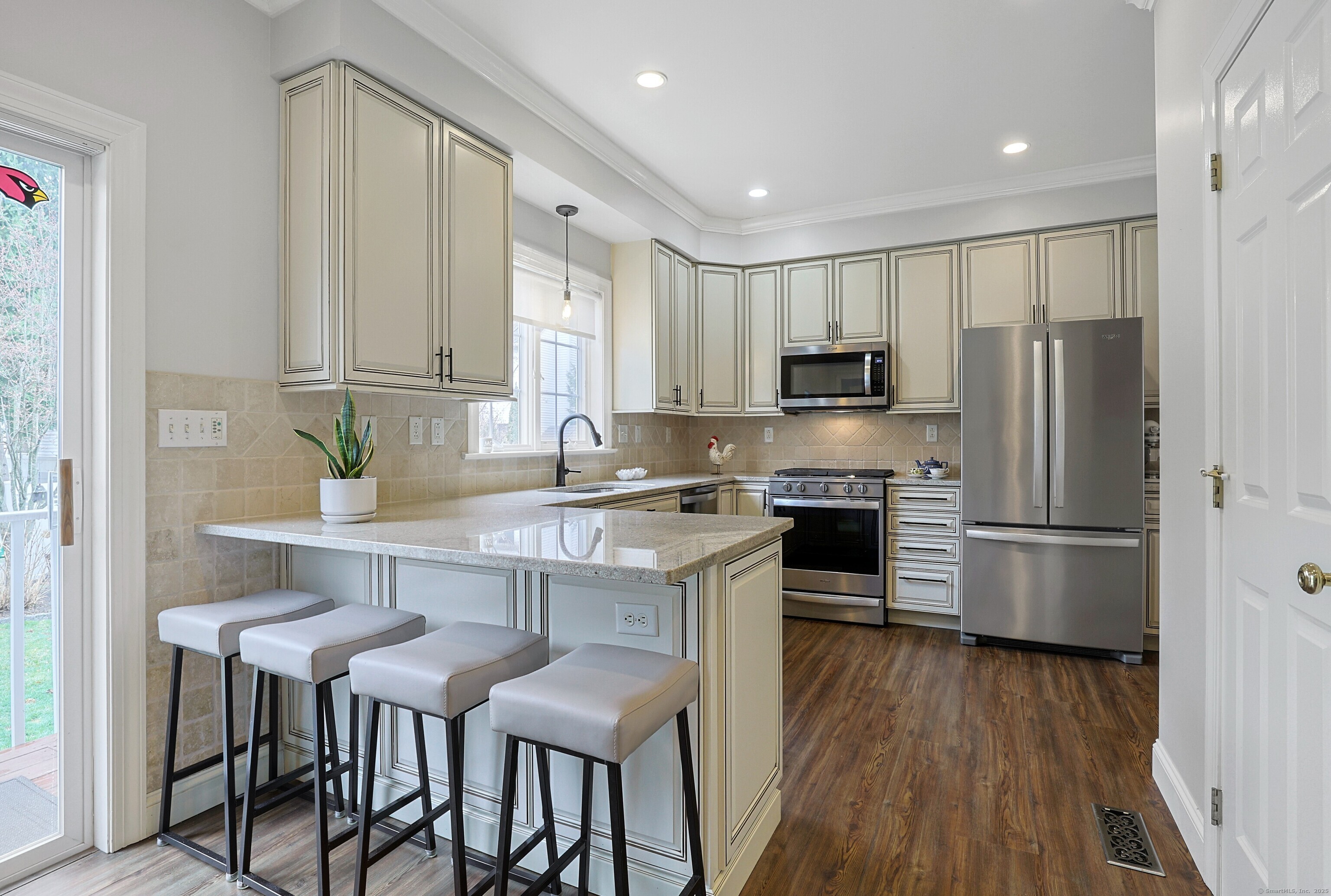 19 Cross, Greenwich, Connecticut 06831