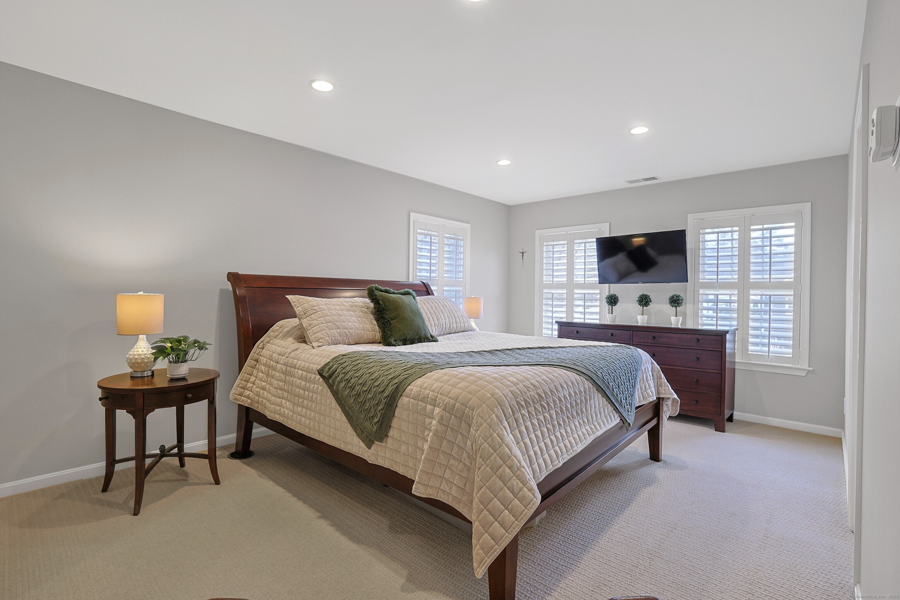 19 Cross, Greenwich, Connecticut 06831