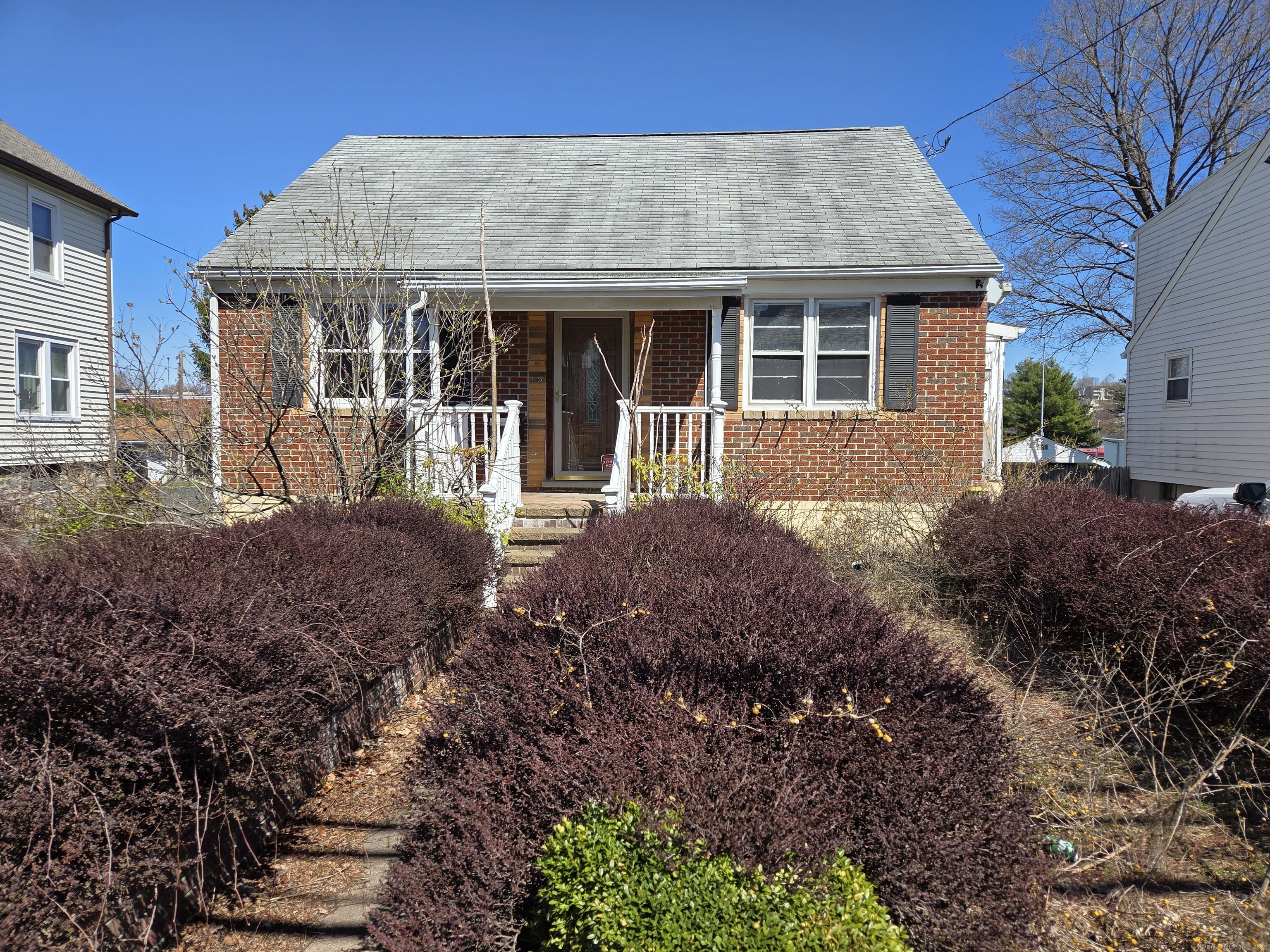 33 Mountainville, Danbury, Connecticut 06810