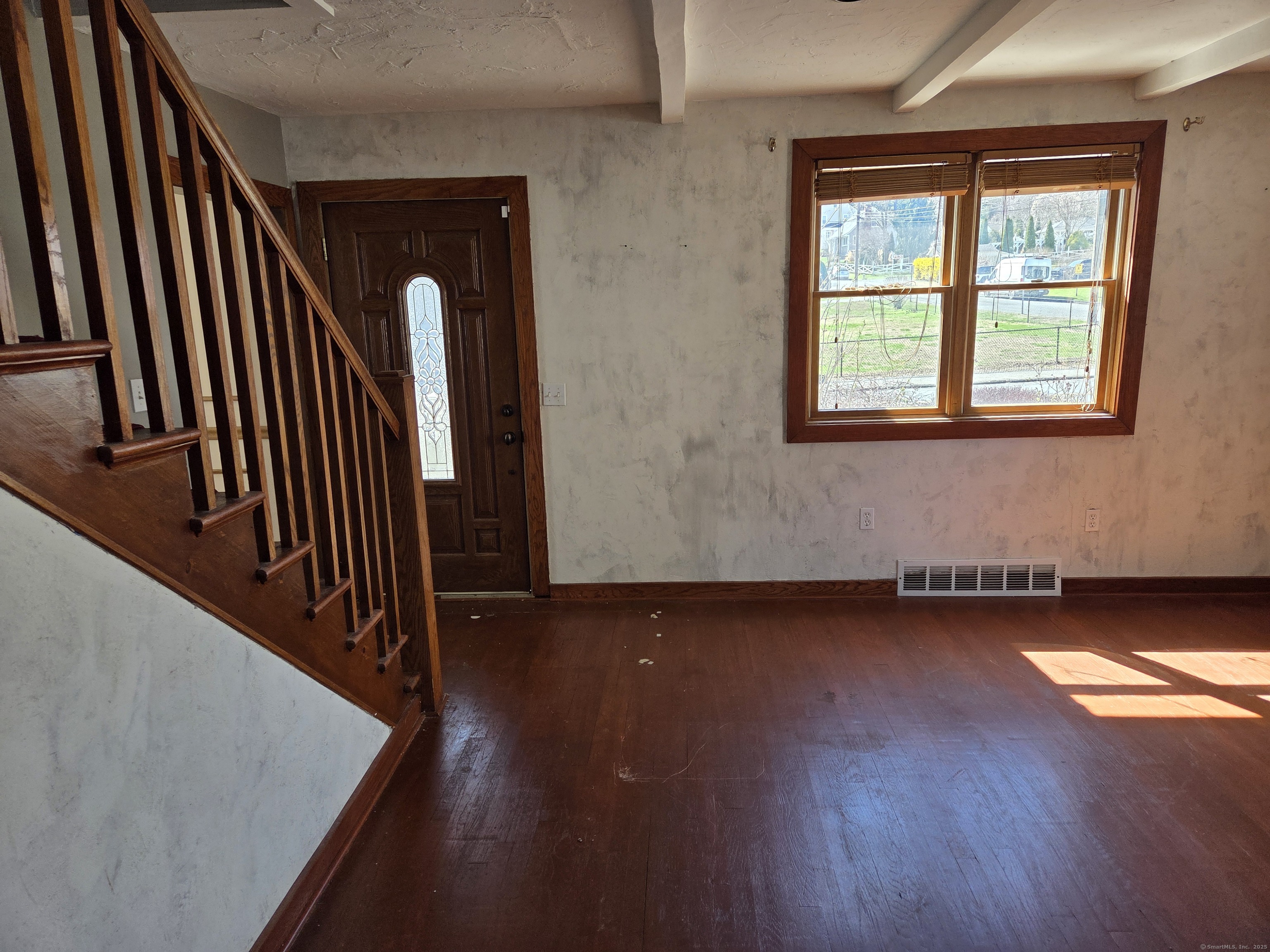 33 Mountainville, Danbury, Connecticut 06810